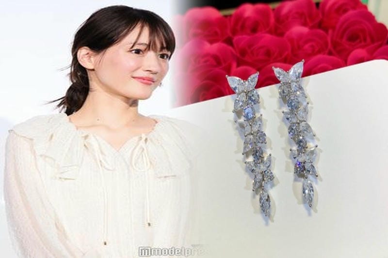 ティファニー 風 スマイル ピアス