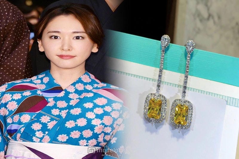 ティファニー ピアス 人気 20 代