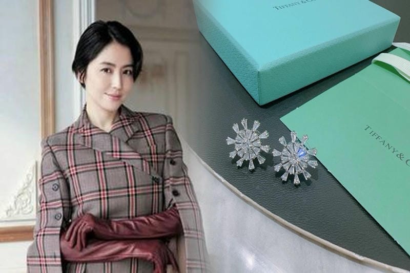 【2025年最新】ティファニーピアス「激安」は危険？本物価値と人気モデルを徹底解説！損しない賢い選び方