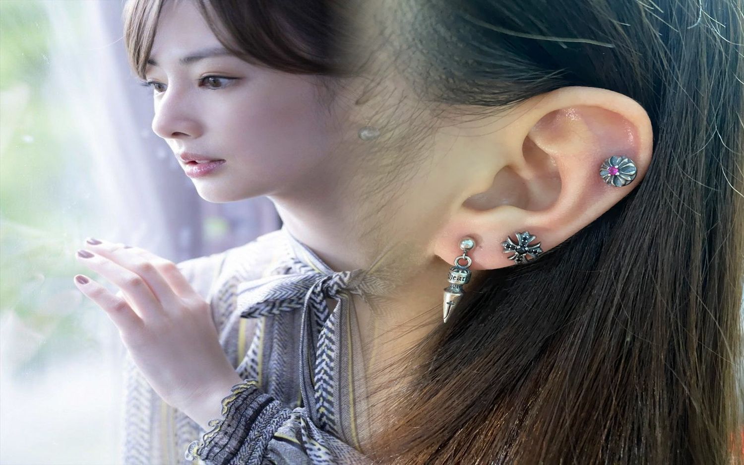 ピアス メンズ クロム ハーツ