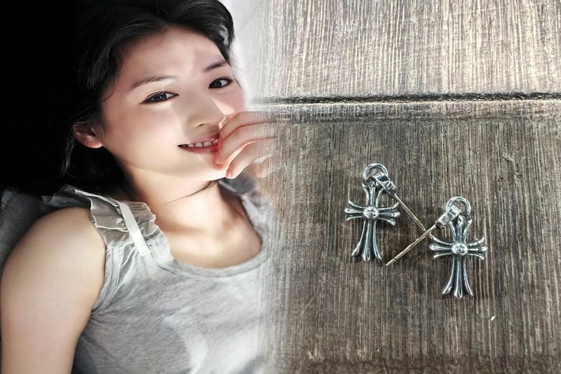平野 紫 耀 ピアス クロム ハーツ