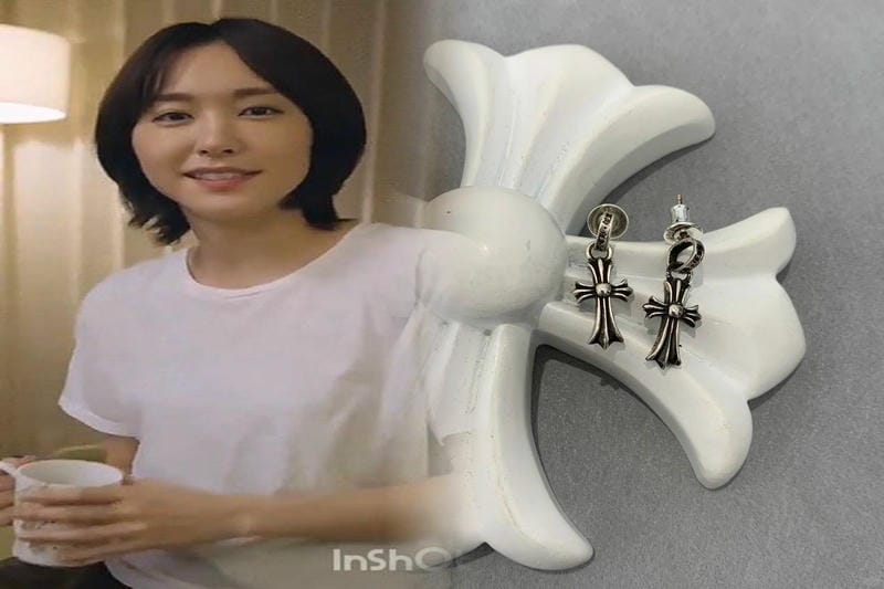 クロム ハーツ ピアス メルカリ