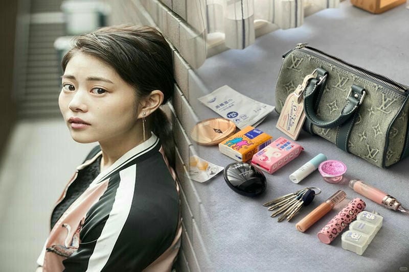 ルイ ヴィトンの雑誌付録2023年版　魅力的なアイテムが満載！