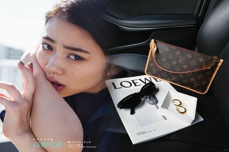 クリアビジューのオーナメントを散りばめたバッグルイヴィトン スーパーコピー