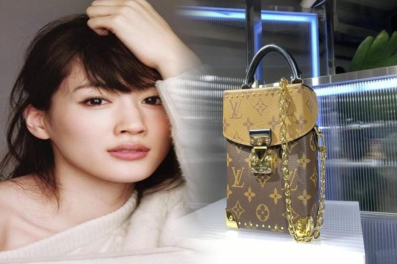 エンポリオ アルマーニ ボディ バッグ