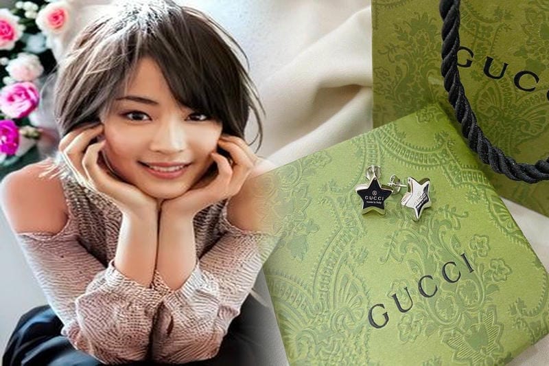 グッチ ピアス 蜂