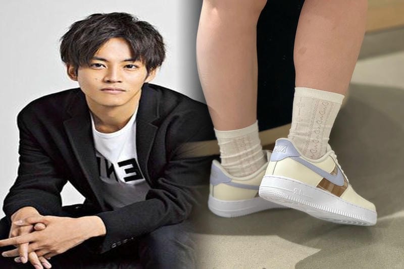 ナイキ ネイビー スニーカー