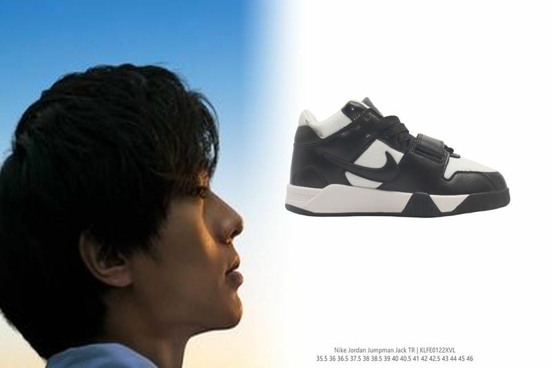 nike バッシュ 黒