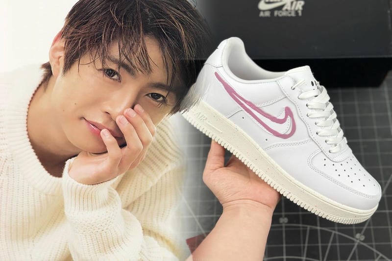 スニーカー 青 ナイキ