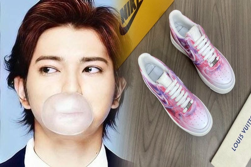 水色 スニーカー ナイキ