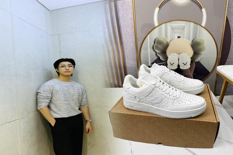nike プル オーバー