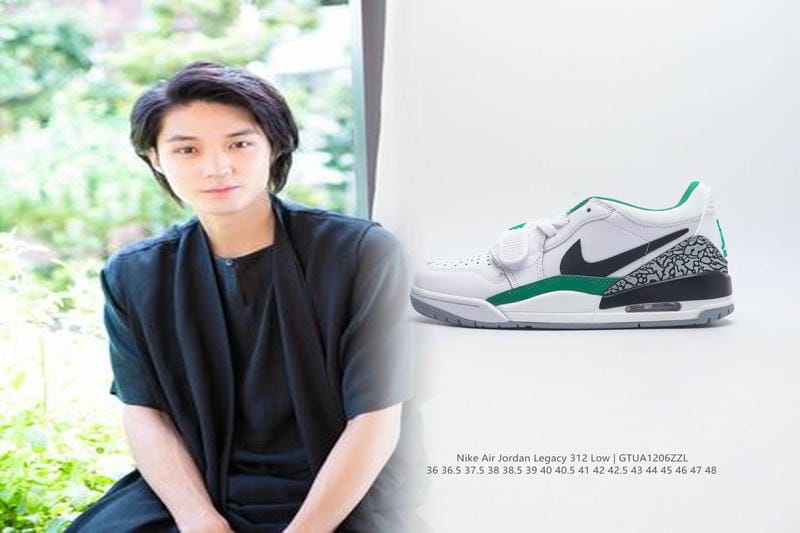 NIKEの送料はいくらですか？