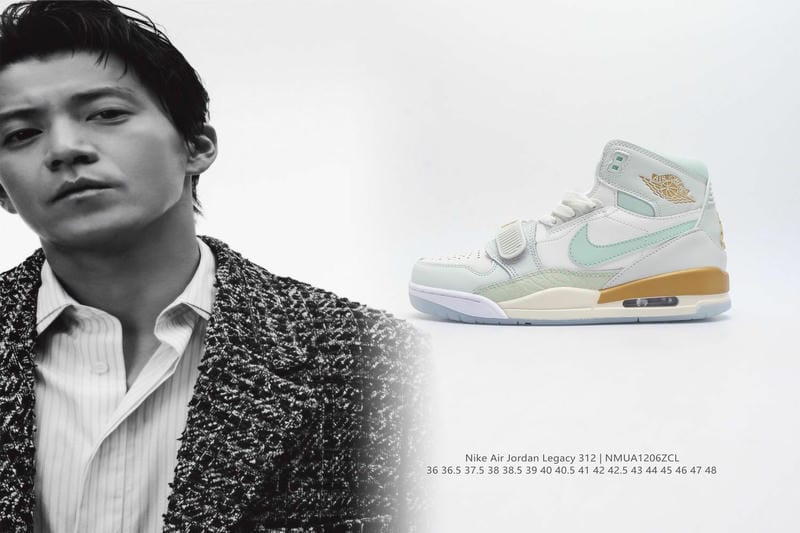 Nike Shoxの素材は何ですか？