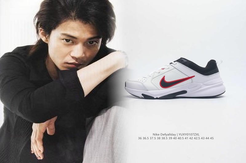 NIKEのサイズUS7は何センチですか？