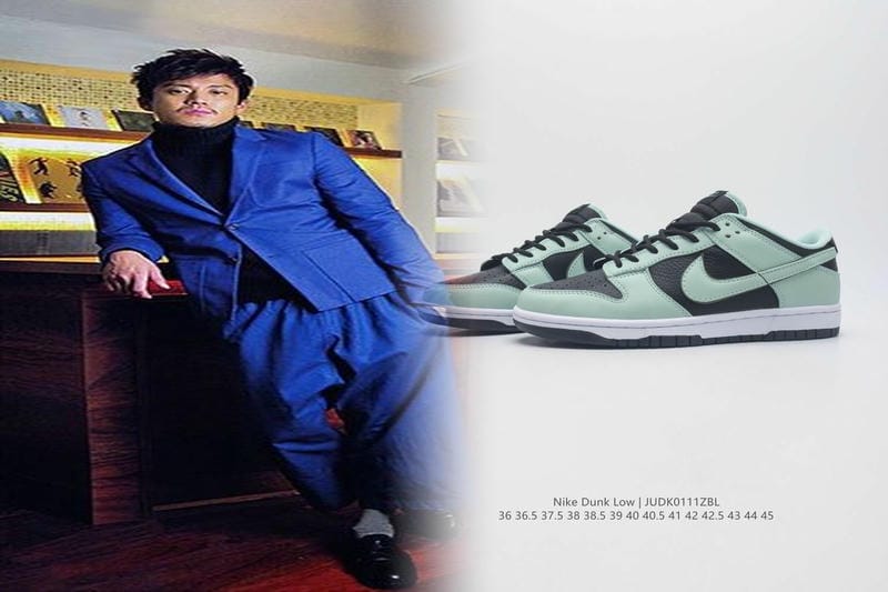サカイのNIKEの定価は？