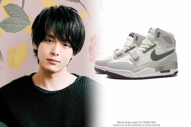 シュプリームのNikeの定価は？
