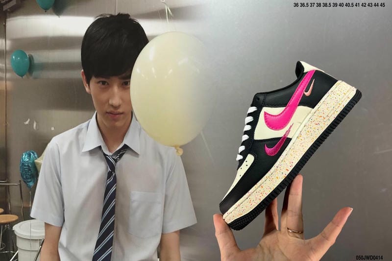 ナイキ スニーカー レディース 黒 おすすめ