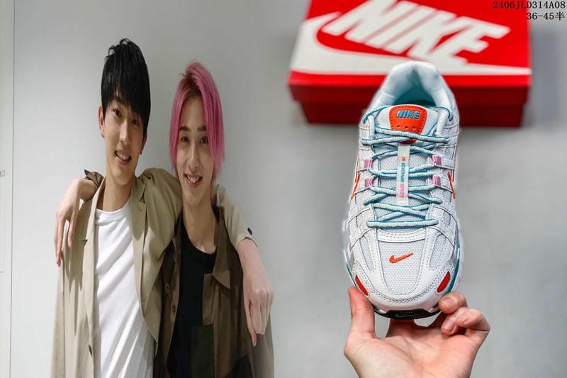 ナイキ スニーカー エア モア アップ テンポ