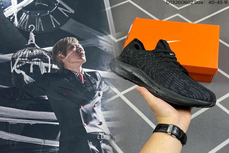 「Nike Swoosh」とはどういう意味ですか？