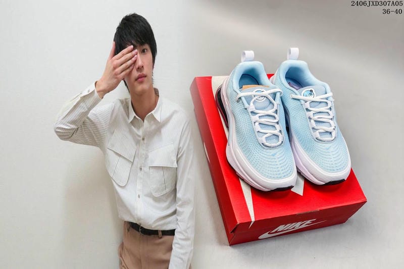 ナイキの神様は誰ですか？