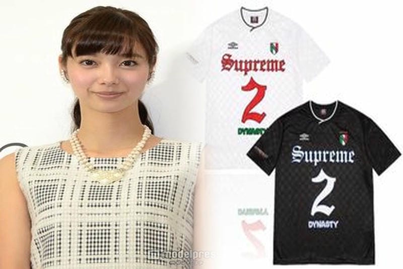 シュプリーム t シャツ 一覧