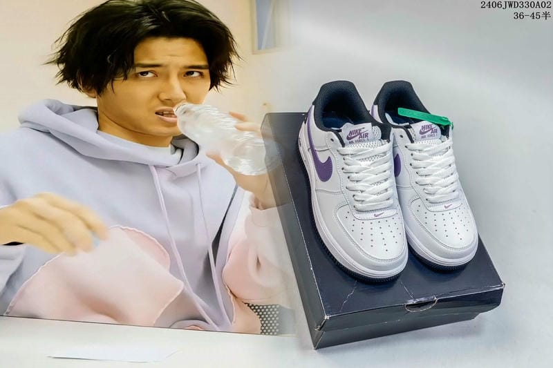 ナイキ スニーカー 白 紫