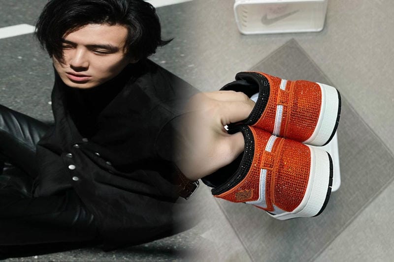 ナイキ スニーカー 真っ赤