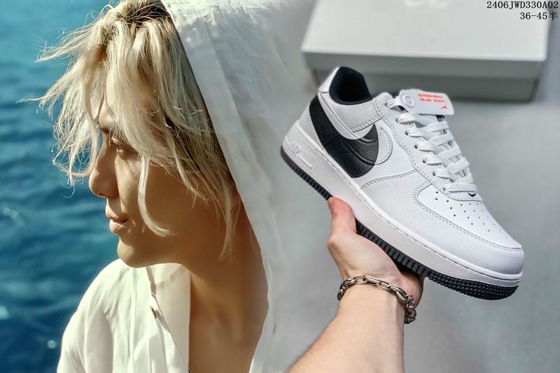 nike エア フォース 1 07