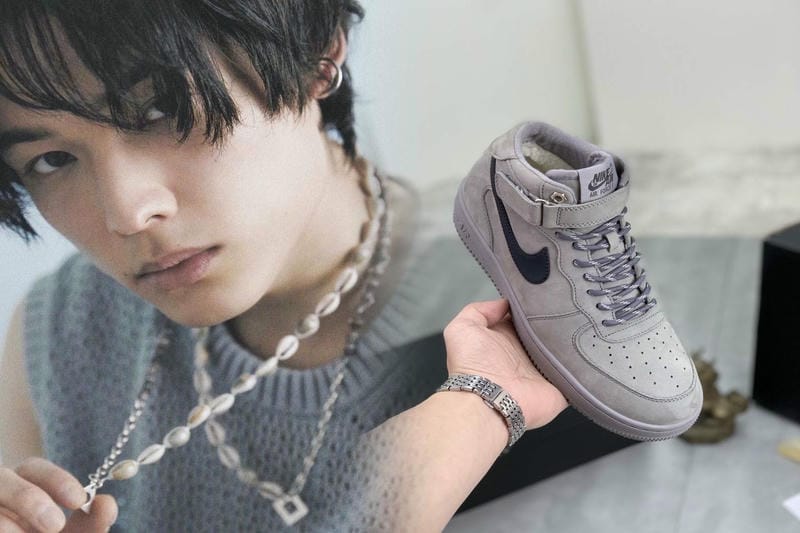 ナイキのピースマイナスワンの値段は？