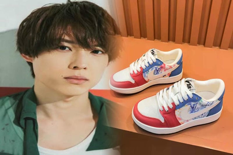 サカイのNIKEの定価は？