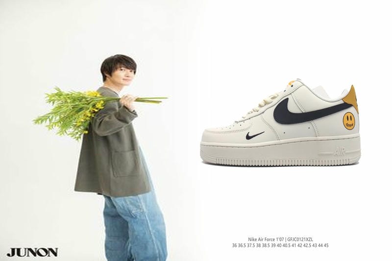 ナイキ スニーカー 緑 黄