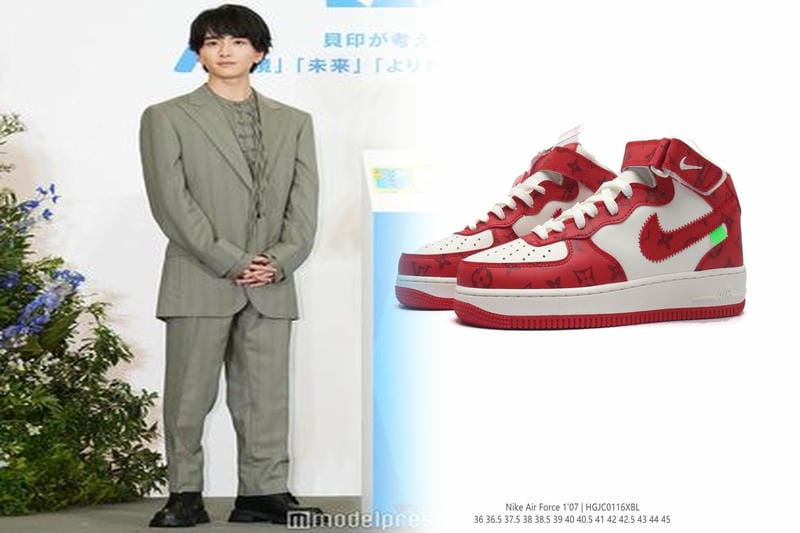 ナイキ スニーカー 花 柄 ハイカット