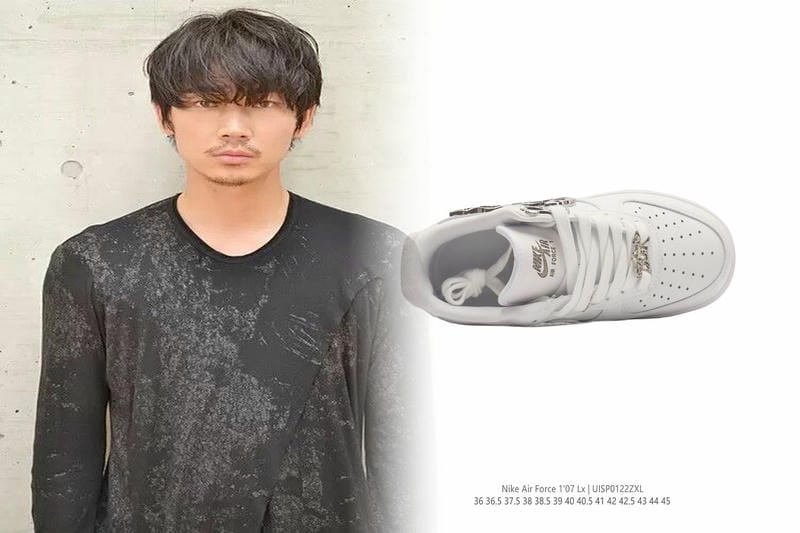 NIKE sacai ブレーザーの定価は？
