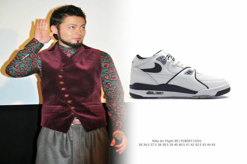 ナイキの手を使わないで履ける靴は？