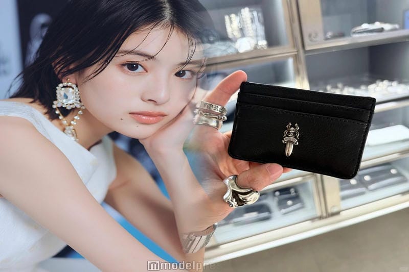 クロム ハーツ 財布 経年 変化