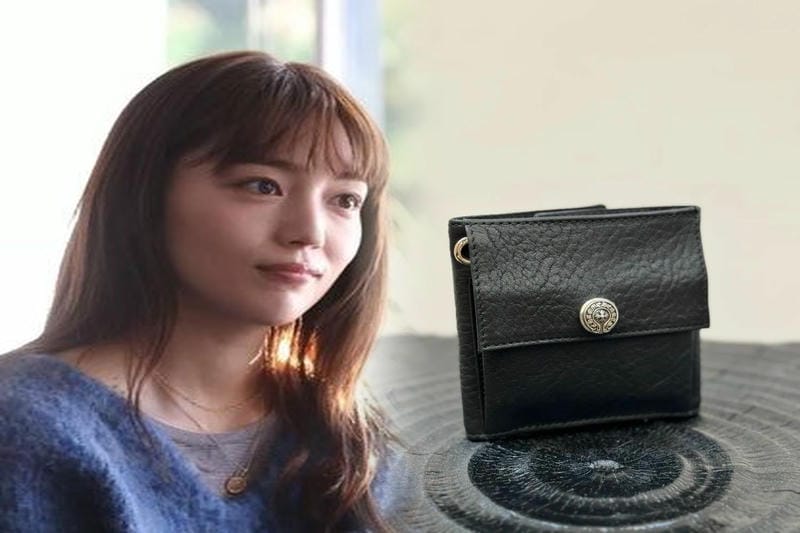 クロム ハーツ 財布 レビュー