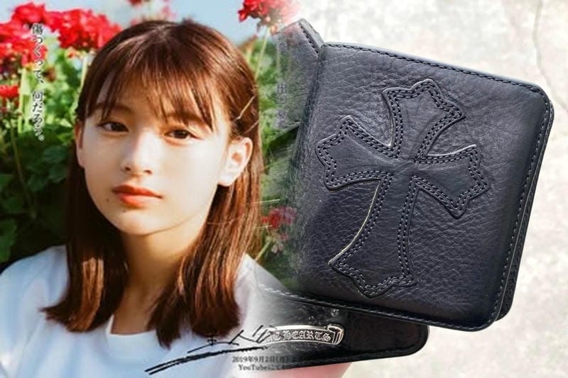 二 つ折り 財布 クロム ハーツ