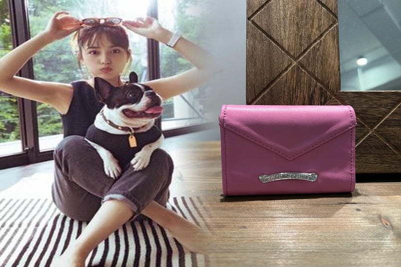 クロム ハーツ 2 つ折り 財布