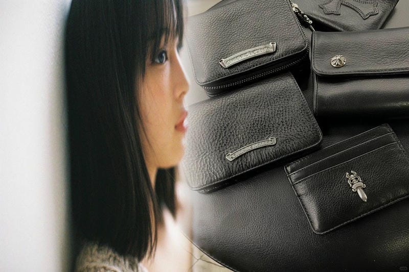 財布 クロム ハーツ 二 つ折り