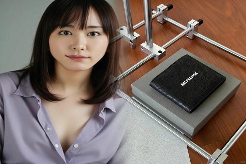 バレンシアガ 財布 ミニ 新作