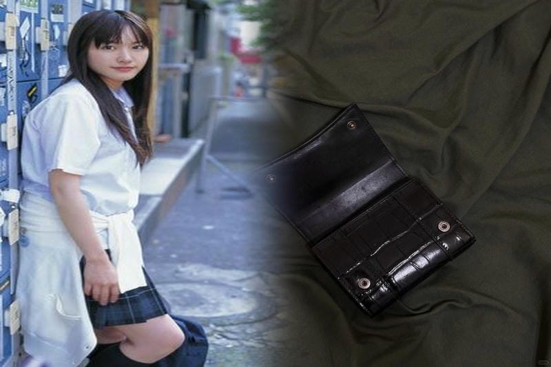 バレンシアガ 二 つ折り 財布