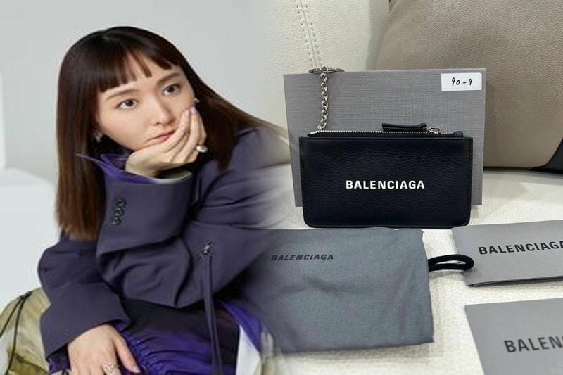 バレンシアガ ミニ 財布 サイズ