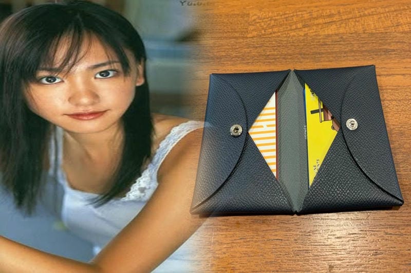 バレンシアガ 三 つ折り ミニ 財布
