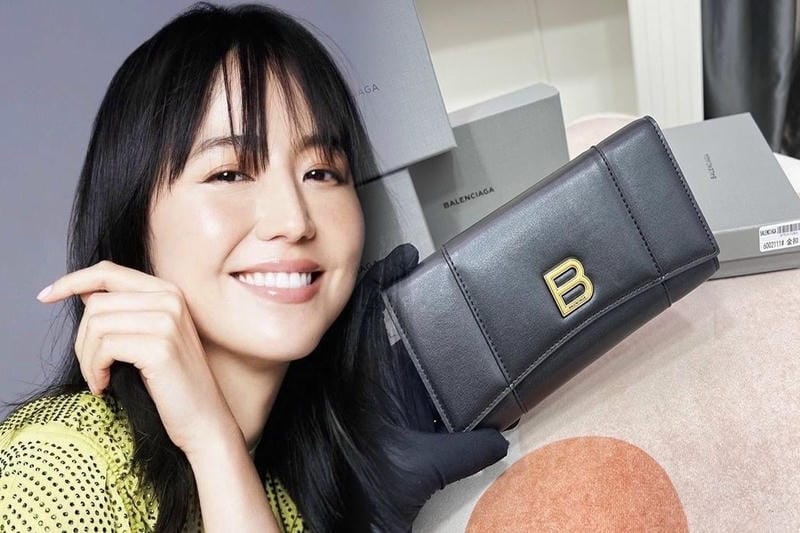 バレンシアガ ミニ 財布 メルカリ