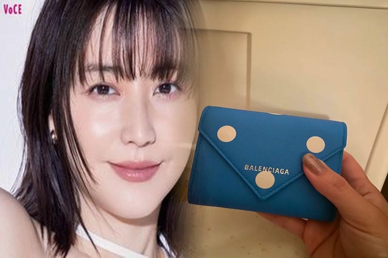 バレンシアガ ミニ 財布 値段