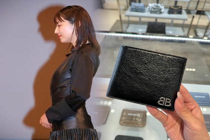 バレンシアガ 2 つ折り 財布