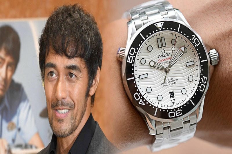 オメガ ムーン フェイズ