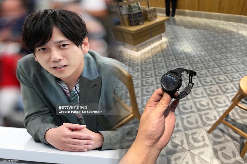 オメガスピードマスター巻き上げ方向
