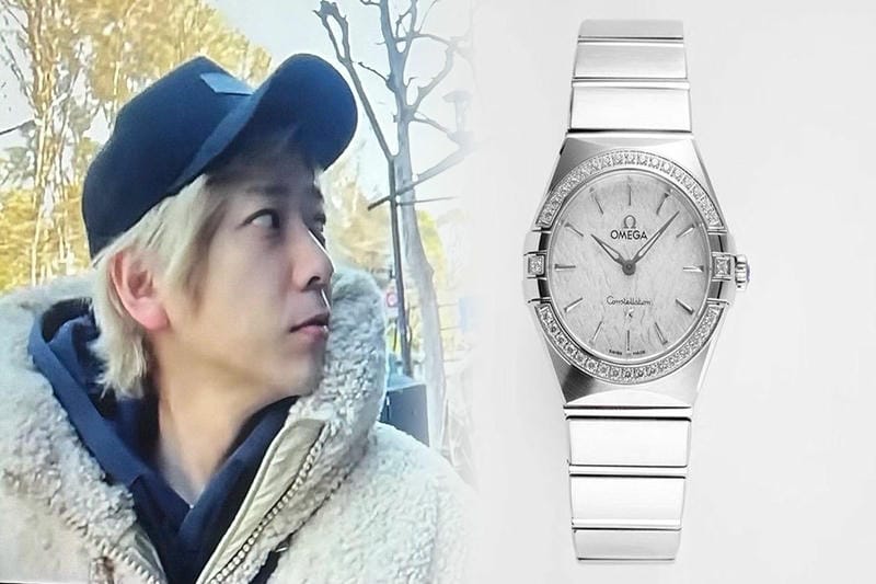 オメガの時計をしている男性