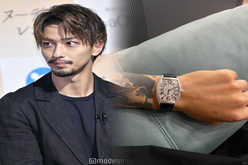 タイメックスのクロノグラフのメンズ腕時計を、